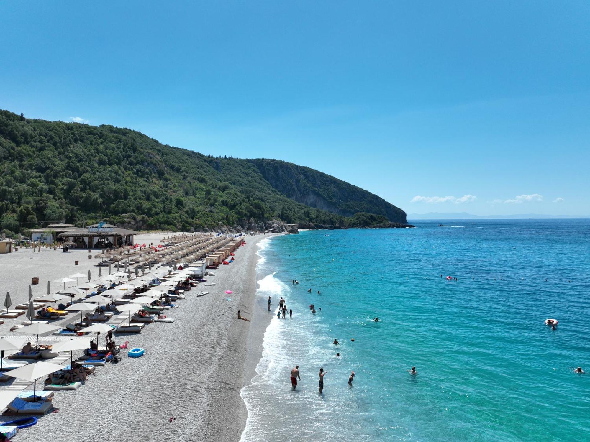 Alevra Hotel Dhermi Exterior photo